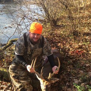 Meet your Posher, Dustin